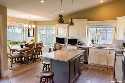 542 330, Providence UT 84332-8504 exterior