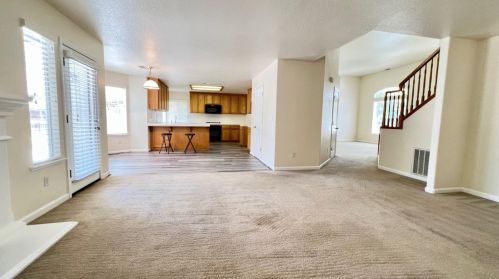 1012 Garden St, Los Banos CA  93635-4563 exterior