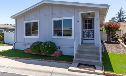 975 Telegraph Rd, Santa Paula, CA 93060-3020