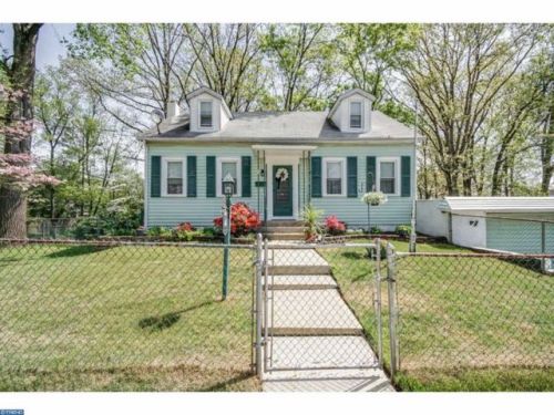 200 Schubert Ave, Runnemede, NJ 08078-1762