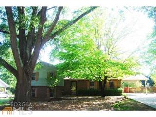 2554 Brocklin Dr, Grayson, GA 30017-1436
