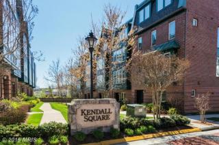 9657 Cedar Farm Cir, Fairfax, VA 22031-5402