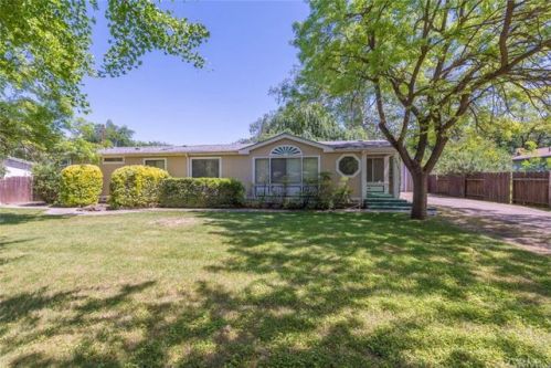 1411 Pomona Ln, Chico, CA 95928-6937
