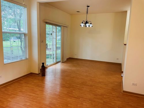 1937 Golden Gate Ln, Naperville IL  60563-2143 exterior