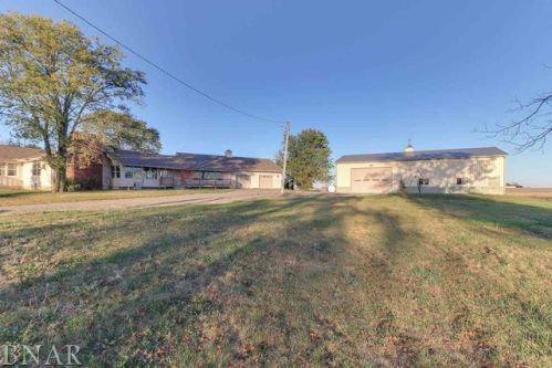 16205 3300 East Rd, Colfax, IL 61728-9424