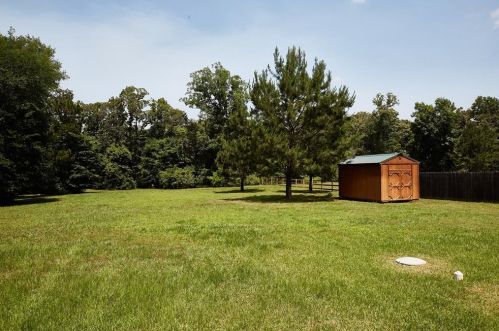 9099 Red Stag Ln, Conroe TX  exterior