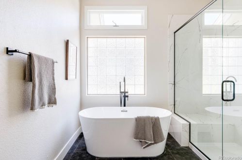 15805 Double Eagle Dr, Morrison CO  80465-9637 exterior