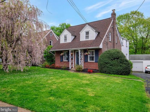 212 Valley View Rd, Media, PA 19063-1356