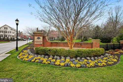 8810 Gunston St, Fulton MD  20759-2308 exterior