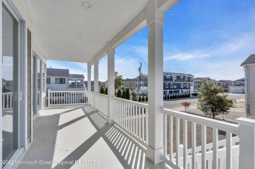 19 Sturgis Rd, Lavallette NJ 08735-2843 exterior