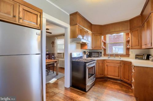 309 Rider Ave, Lancaster PA  17603-4832 exterior