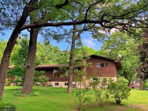 375 Floral Ave, Saint Paul, MN 55126-5331