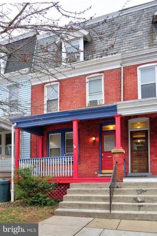 814 Plum St, Lancaster PA  17602-2360 exterior