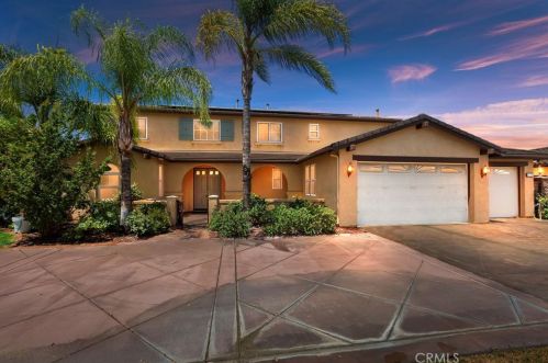 17386 La Serena Ct, Riverside, CA 92504-8835