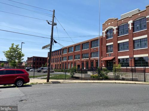104 Johnston Ave, Trenton, NJ 08609-1818