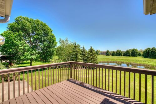 2737 Eagle Valley Dr, Saint Paul MN  55129-4224 exterior