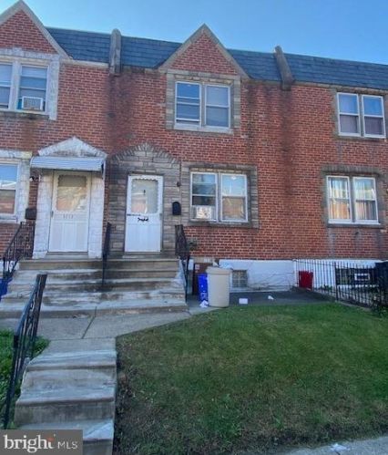 5271 Glenloch St, Philadelphia, PA 19124-1545