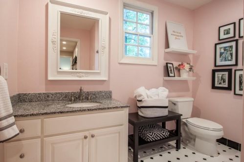 3103 Dl Dr, Atlanta GA  30305-2722 exterior
