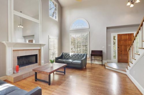 3027 Lanier Dr, Atlanta GA  30319-2744 exterior