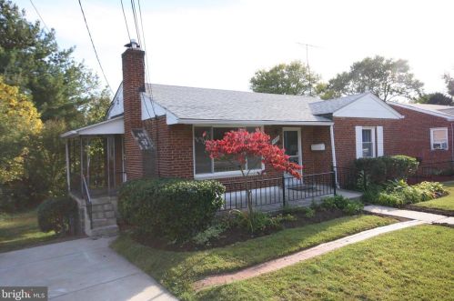 2402 Dennis Ave, Silver Spring MD  20902-4974 exterior