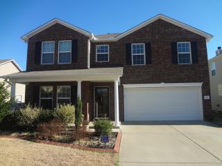 830 Creek Oak Dr, Murfreesboro, TN 37128-3990
