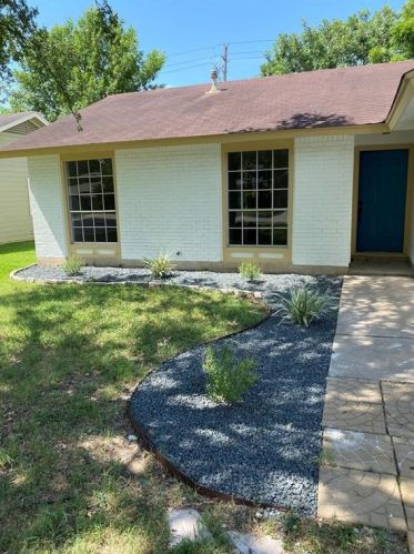 4811 Brushy Ridge Dr, Austin, TX 78744-5308