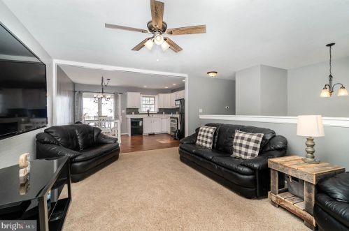 7703 Gnatstown Rd, Hanover PA 17331-6821 exterior