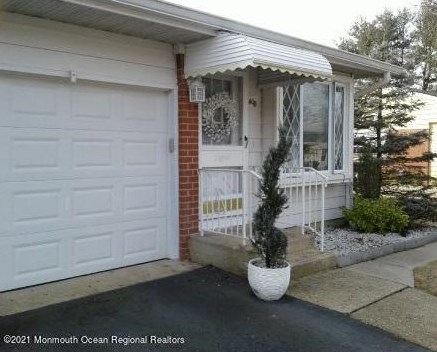 40 Yorktowne Pkwy, Lakehurst, NJ 08759-6349