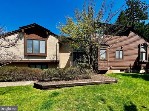 387 Sayre Dr, Princeton, NJ 08540-5860