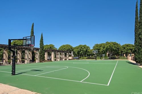 121 Blaze, Irvine CA  92618-1507 exterior