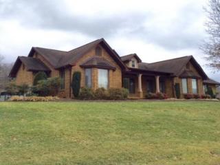 137 Oakwood Ln, Erwin, TN 37650-7933