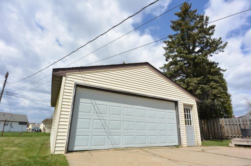 2621 Diane Ln, Hibbing, MN 55746-3455