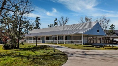 17020 Concord Dr, Conroe, TX 77385-4701