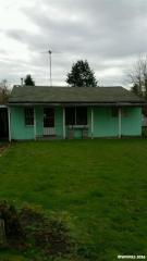 920 E St, Lebanon OR  97355-1756 exterior