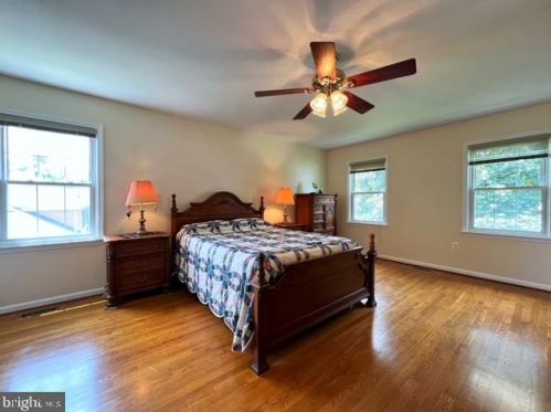 212 Farmgate Ln, Silver Spring MD 20905-5703 exterior