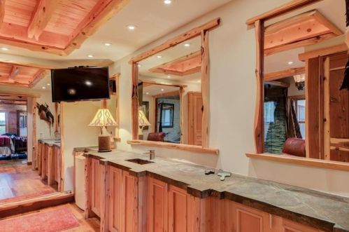 5808 Beacon Dr, Austin TX  78734-1416 exterior