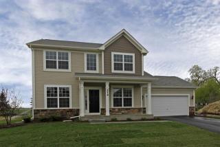 155 Bluegrass Pkwy, Oswego, IL 60543-7702