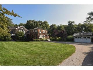 16 Great Wight Way, Niantic CT  06357-3739 exterior