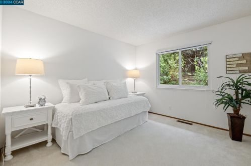 404 Saddlebrook Ln, Concord CA  94523-1614 exterior