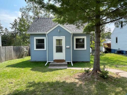5124 Wyoming St, Duluth, MN 55804-1261