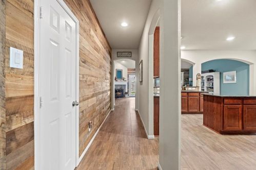 7511 Lone Star Jct St, Richmond TX 77406-7069 exterior