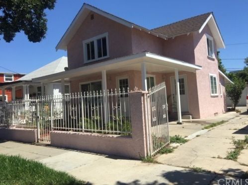 612 2nd St, Santa Ana, CA 92701-4814