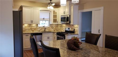 9 Sawyer St, Providence, RI 02907-3727