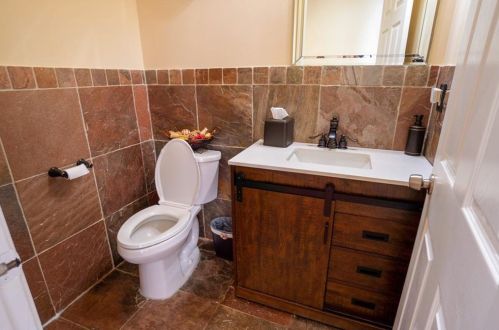 2548 Westchester Way, Conyers GA  30013-2475 exterior