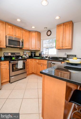 1009 Rosemere Ave, Silver Spring MD 20904-3007 exterior