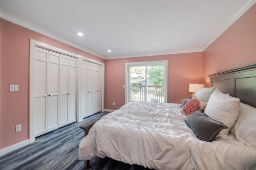 1374 26th Ave, Saint Paul MN  55112-6315 exterior