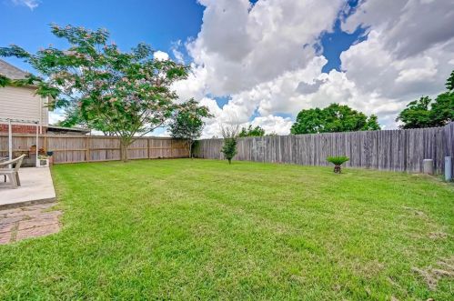 23111 Waterlily Dr, Richmond TX 77406-8616 exterior