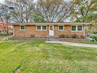 801 Rolling Dr, Lisle, IL 60532-2356