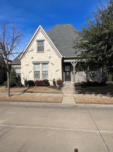 8617 Nichols Way, Fort Worth, TX 76180-5357