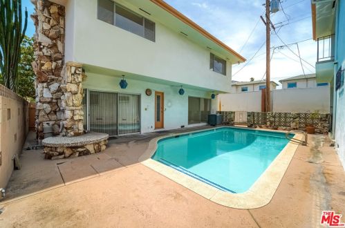 1115 Harvard St, Glendale CA  91205-4626 exterior